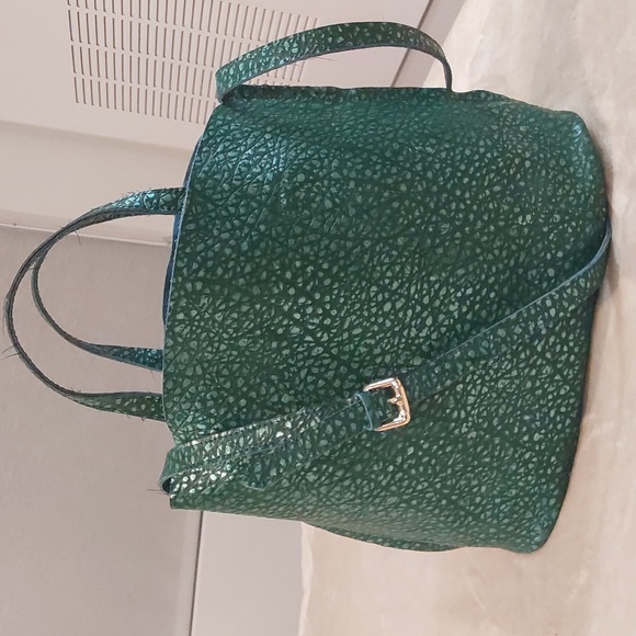 Green Textured Leather With Gold Hardware Crossbody, Sholder Hand Bag Tote - Picture 2 of 13